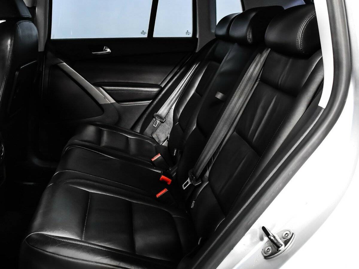 Купить Volkswagen Tiguan с пробегом. Фото: #11