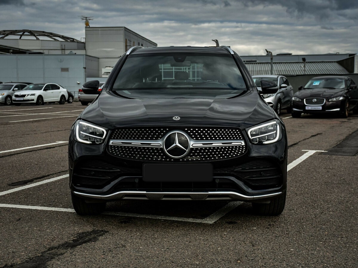 Купить Mercedes-Benz GLC с пробегом. Фото: #1