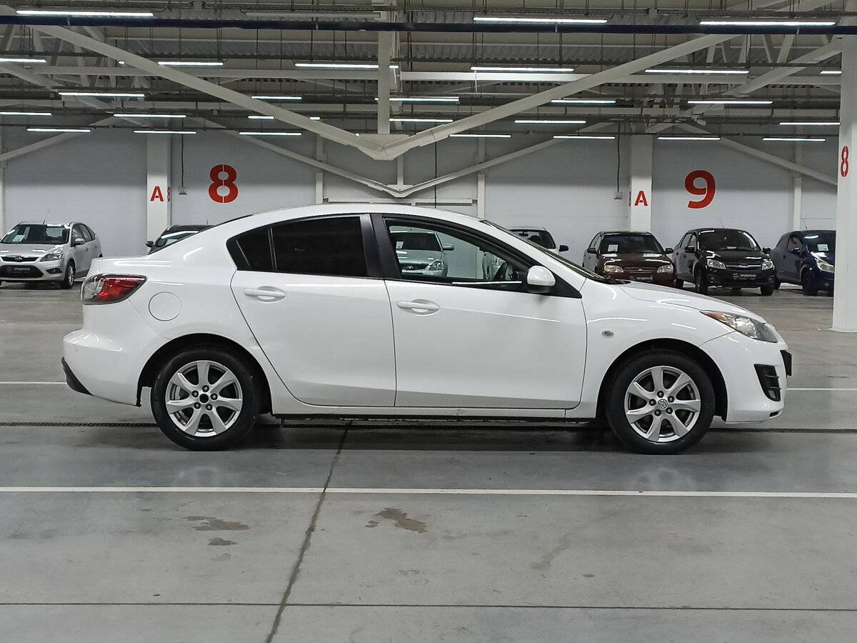 Купить Mazda 3 с пробегом. Фото: #3