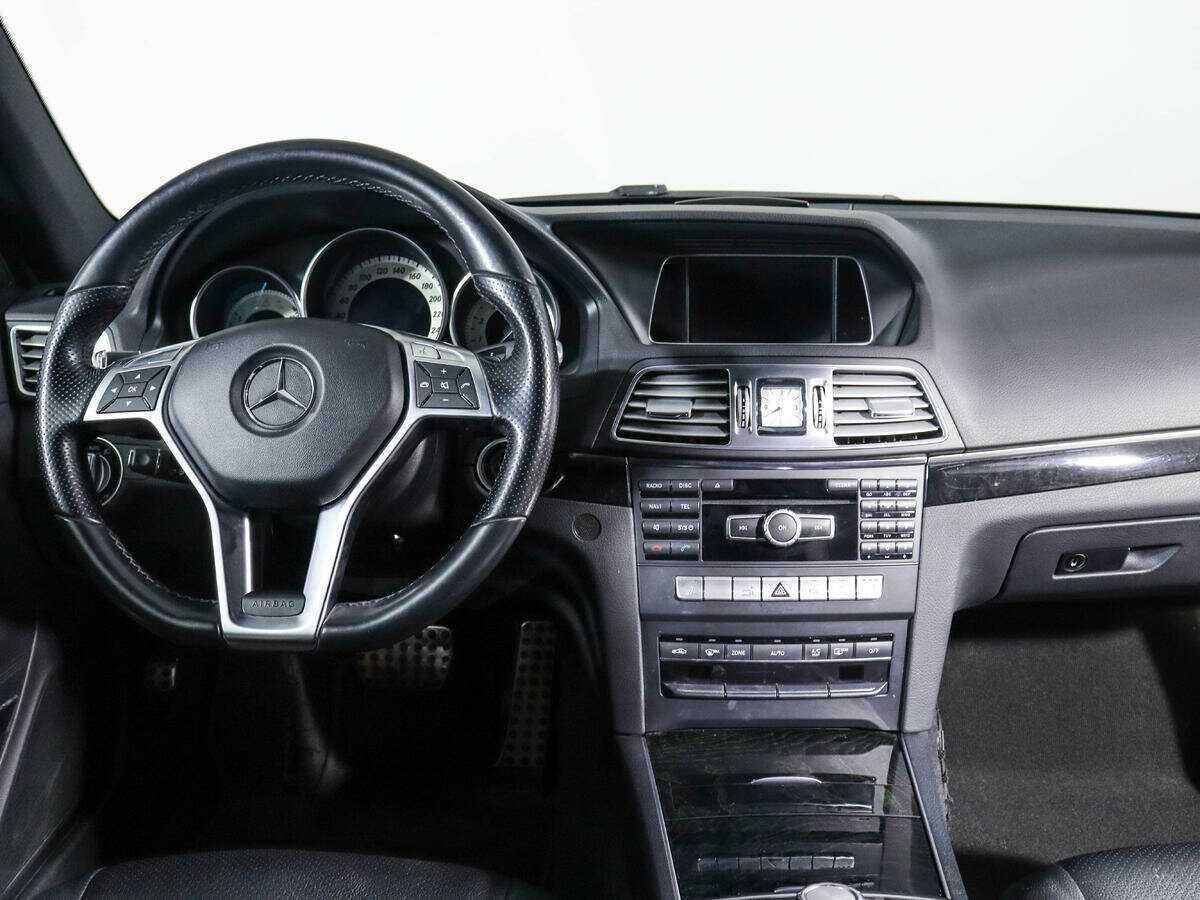 Купить Mercedes-Benz E-Класс с пробегом. Фото: #9