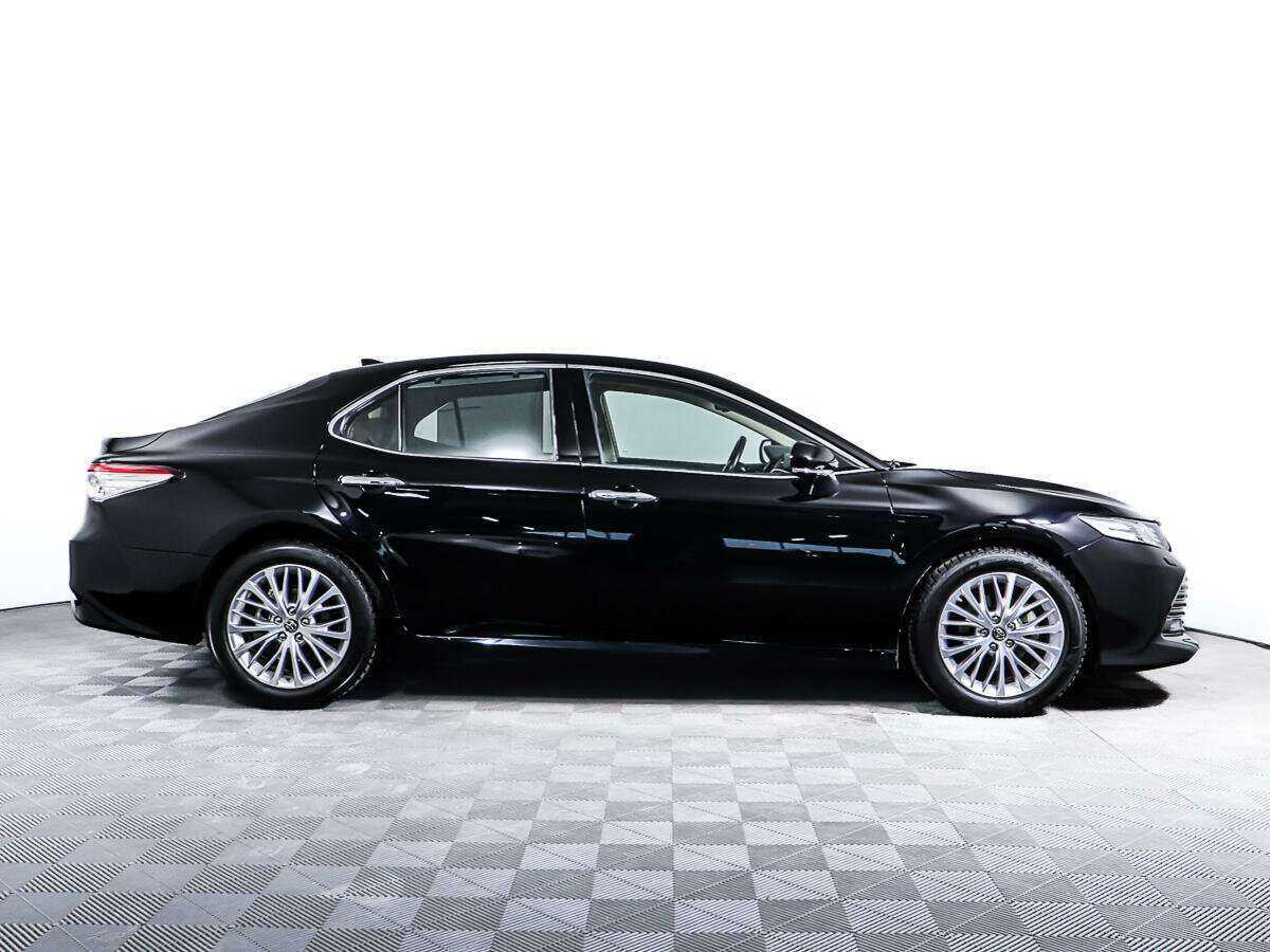 Купить Toyota Camry с пробегом. Фото: #3