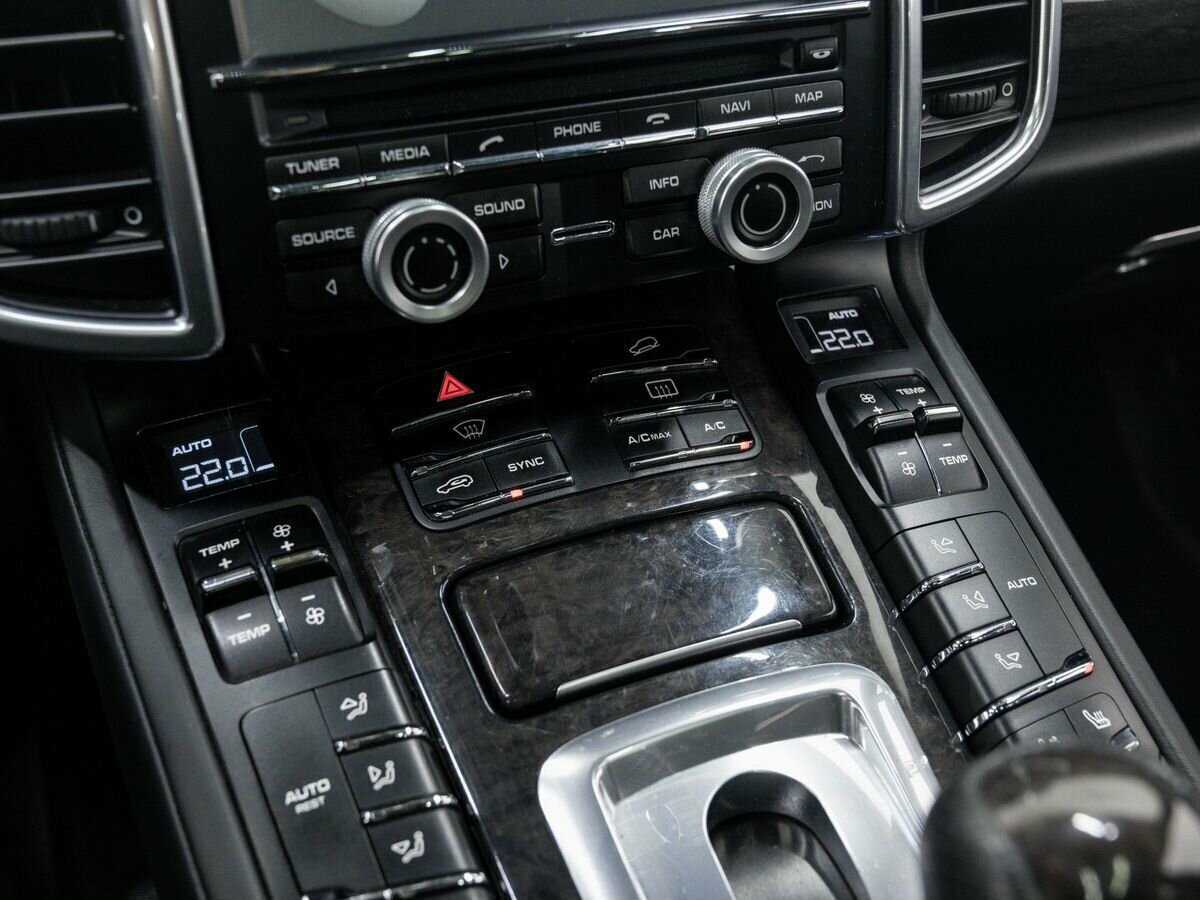 Купить Porsche Cayenne с пробегом. Фото: #20