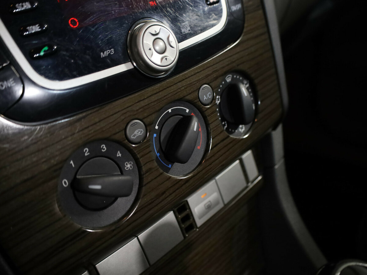 Купить Ford Focus с пробегом. Фото: #11