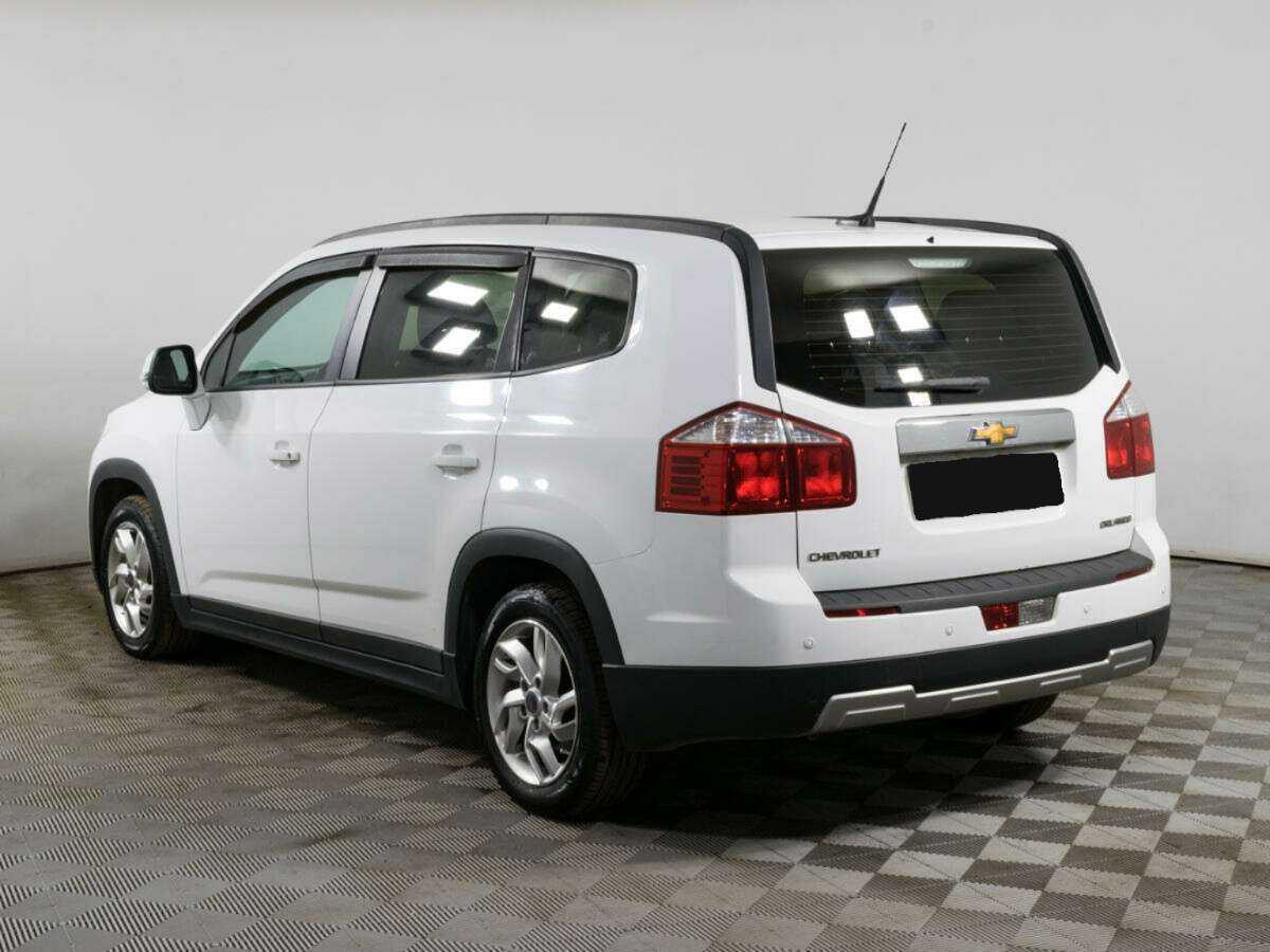 Купить Chevrolet Orlando с пробегом. Фото: #5