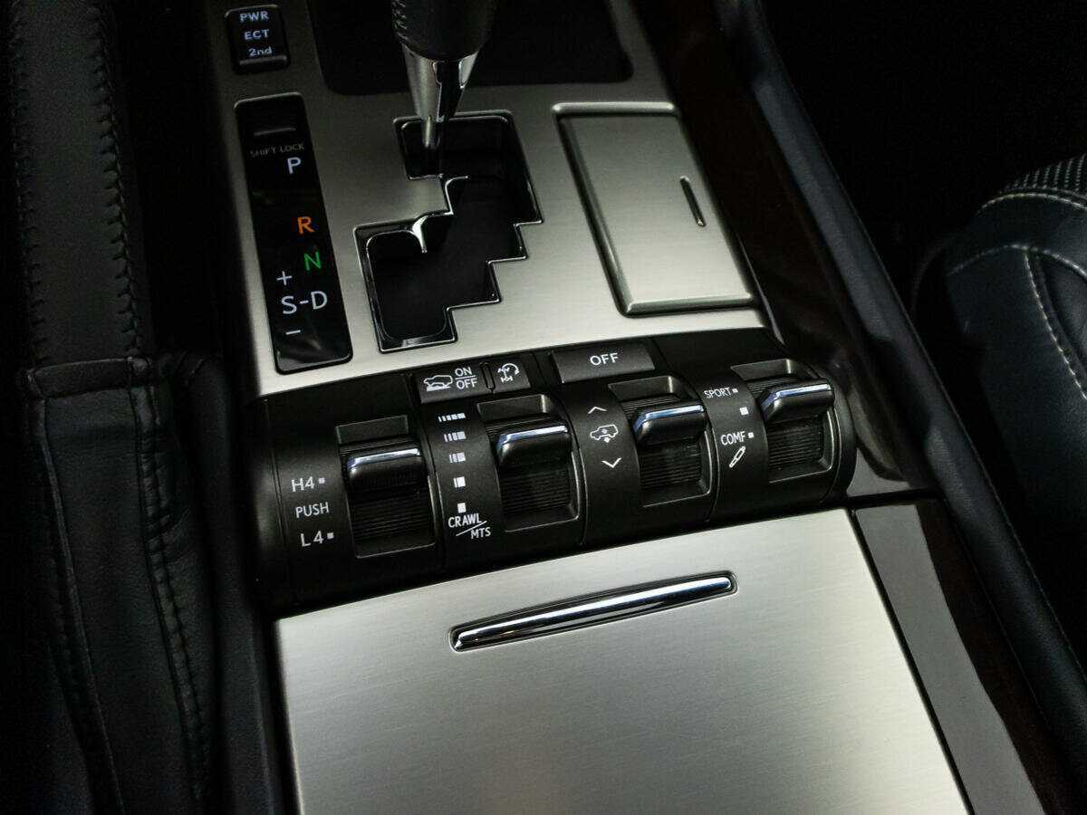 Купить Lexus LX с пробегом. Фото: #16