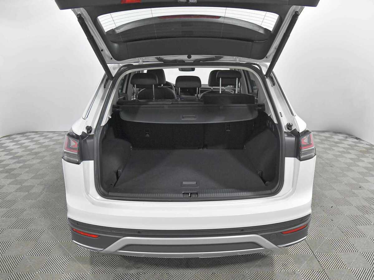 Купить Volkswagen Tayron с пробегом. Фото: #18