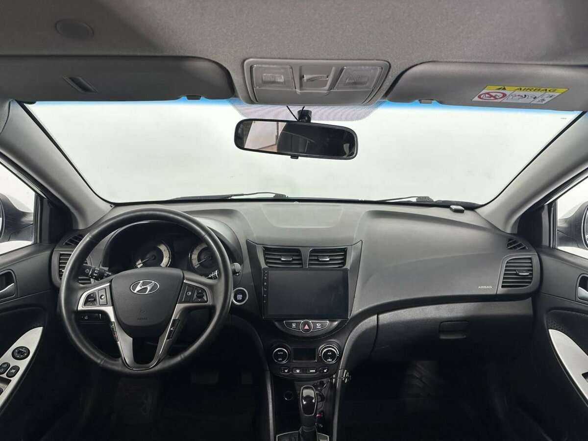Купить Hyundai Solaris с пробегом. Фото: #6