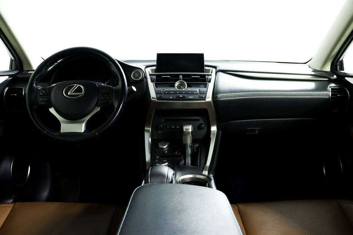 Купить Lexus NX с пробегом. Фото: #10