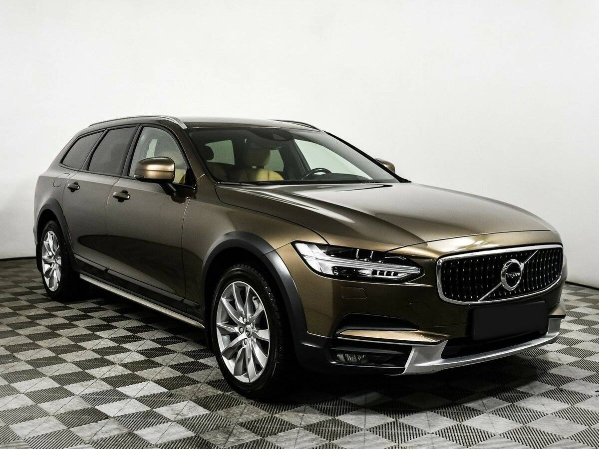 Купить Volvo V90 Cross Country с пробегом. Фото: #2