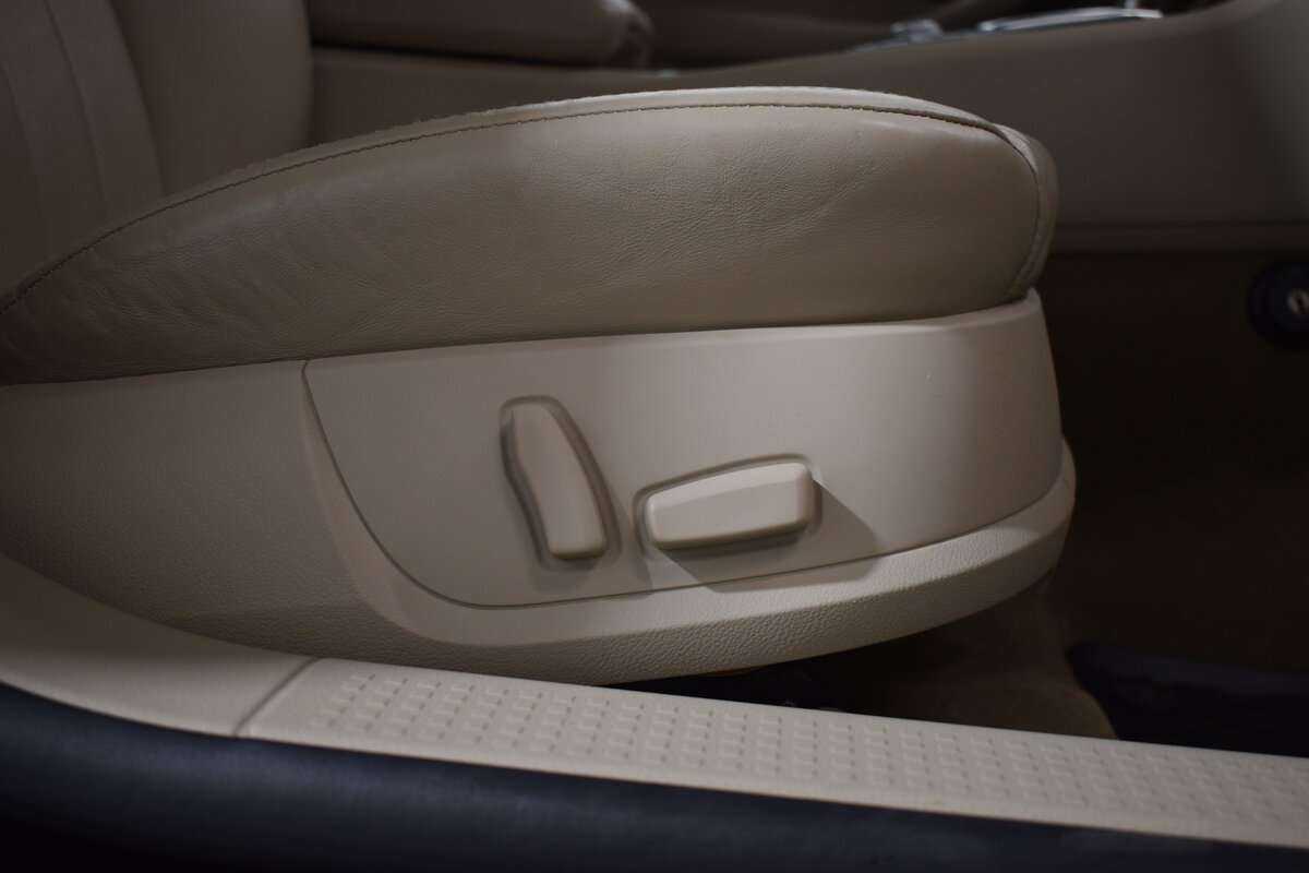Купить Audi A8 с пробегом. Фото: #24