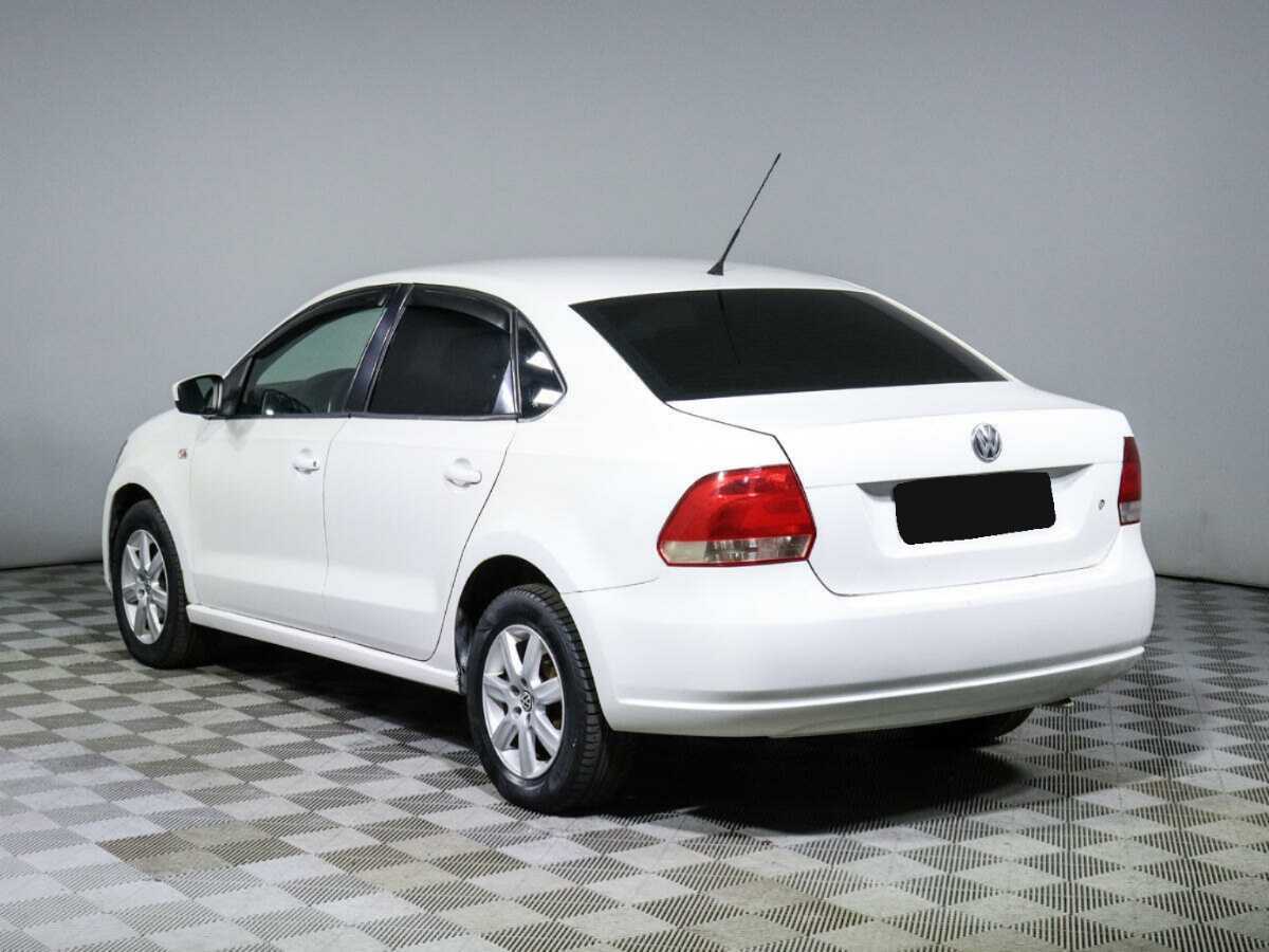 Купить Volkswagen Polo с пробегом. Фото: #6