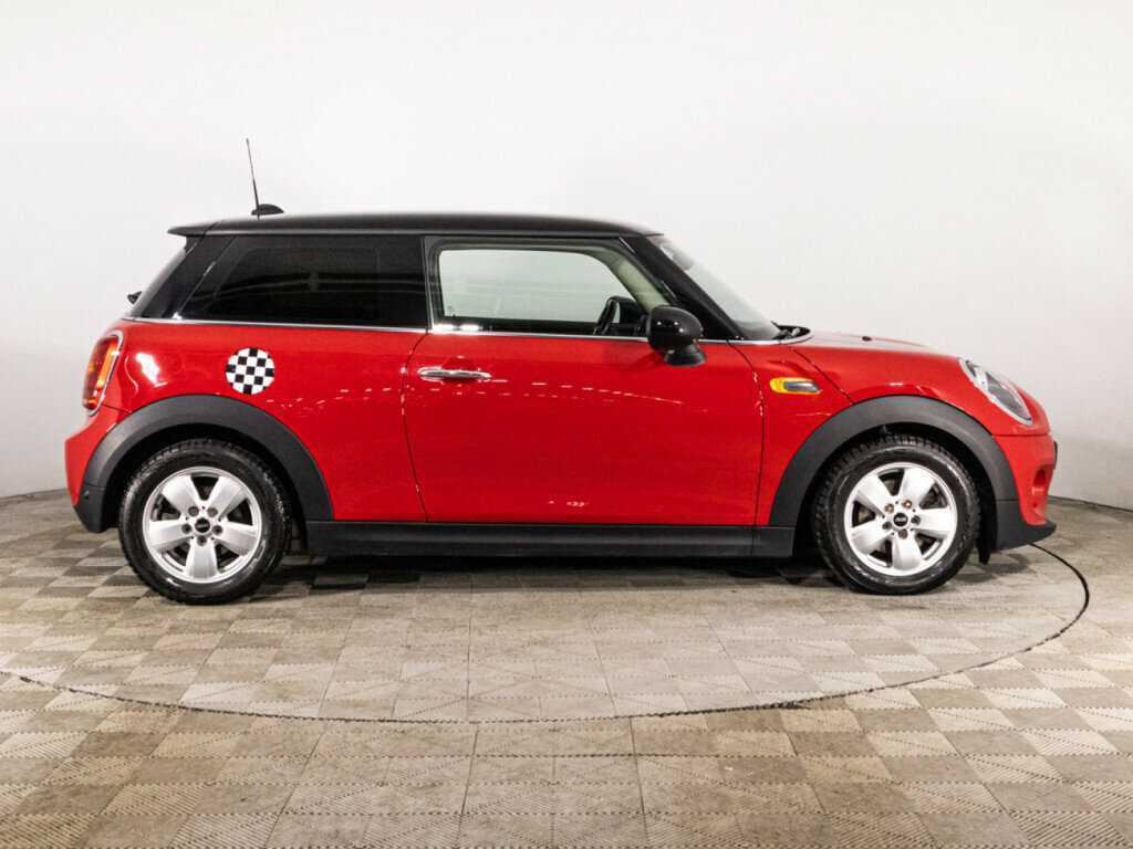 Купить Mini Hatch с пробегом. Фото: #3