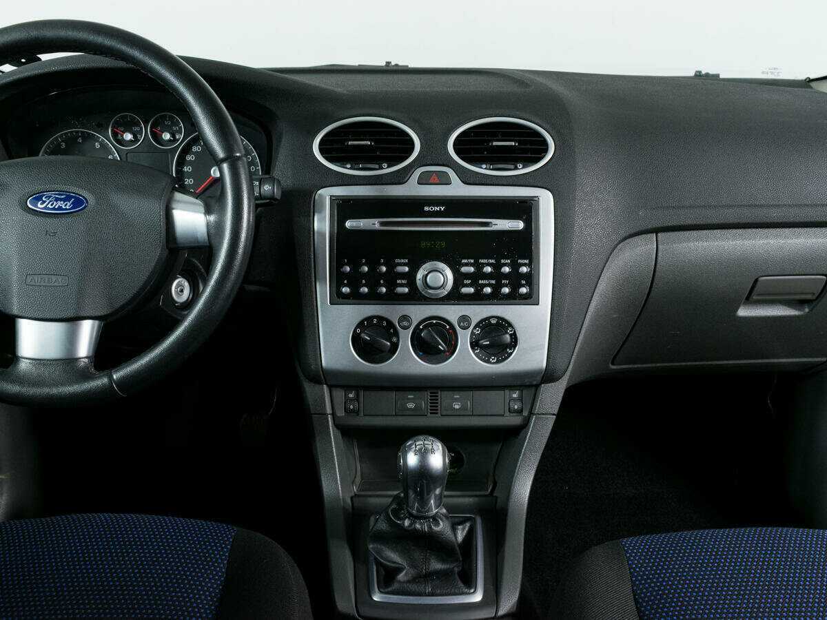 Купить Ford Focus с пробегом. Фото: #9