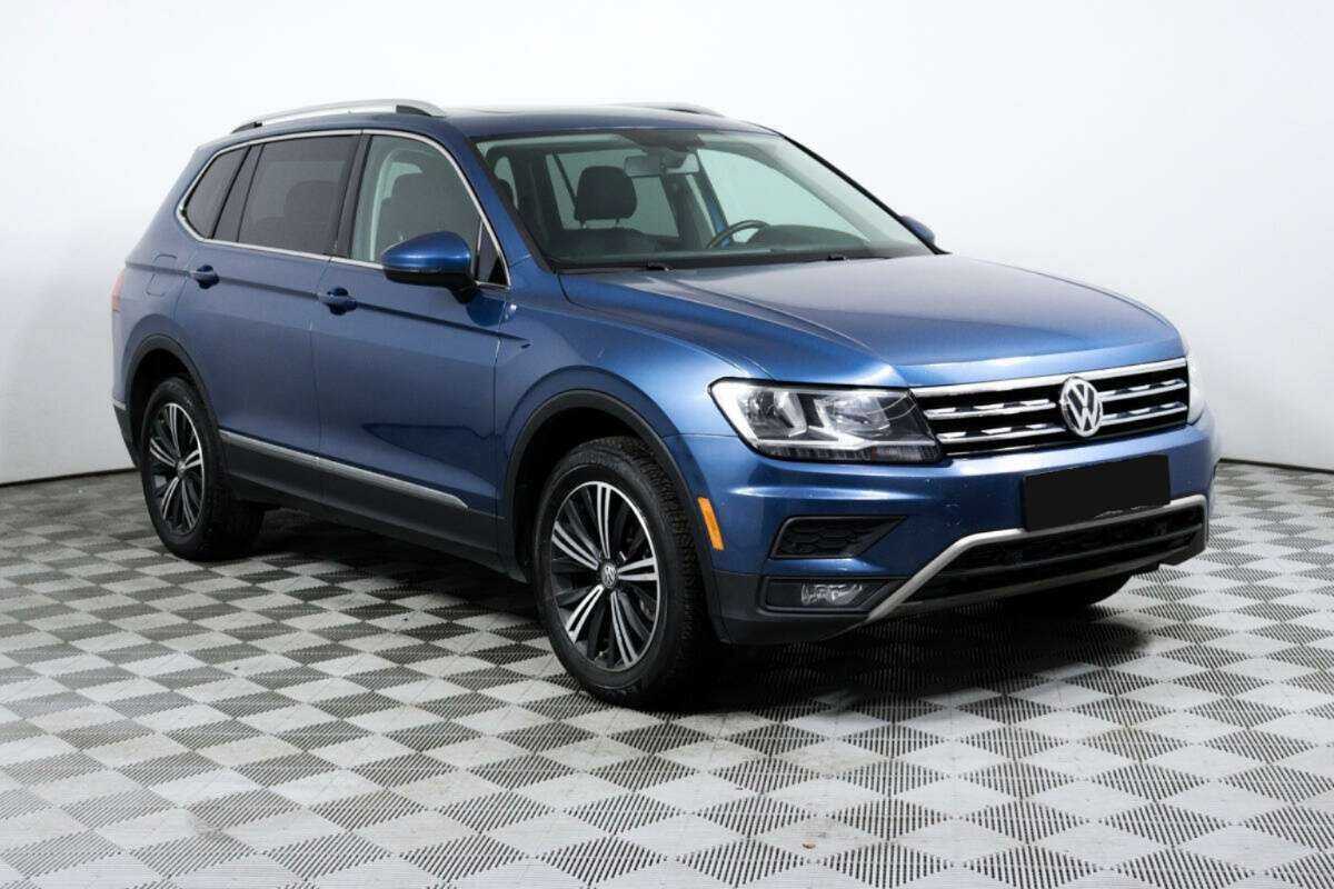 Купить Volkswagen Tiguan с пробегом. Фото: #2