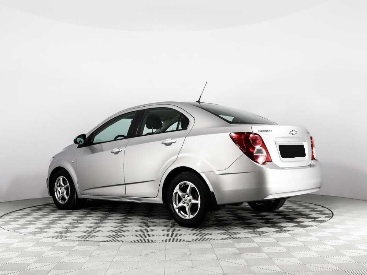 Купить Chevrolet Aveo с пробегом. Фото: #6