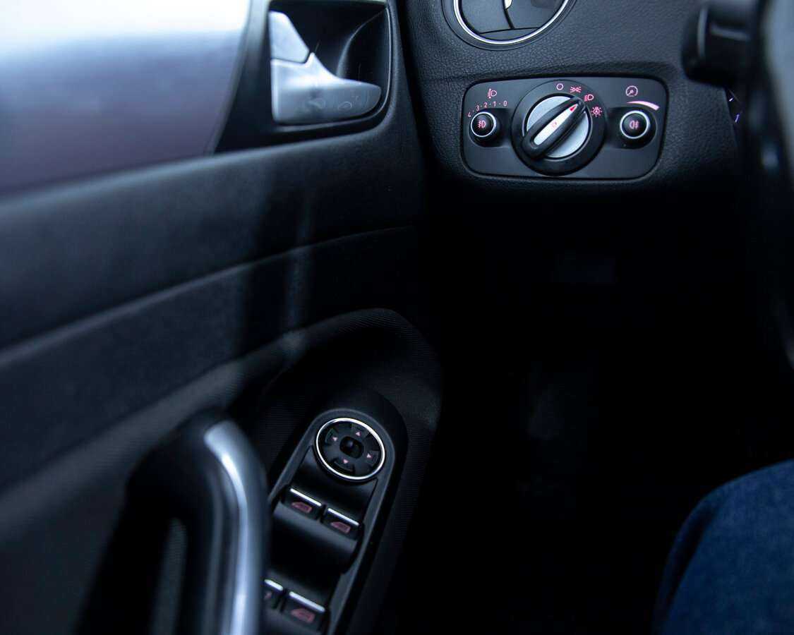 Купить Ford Mondeo с пробегом. Фото: #14