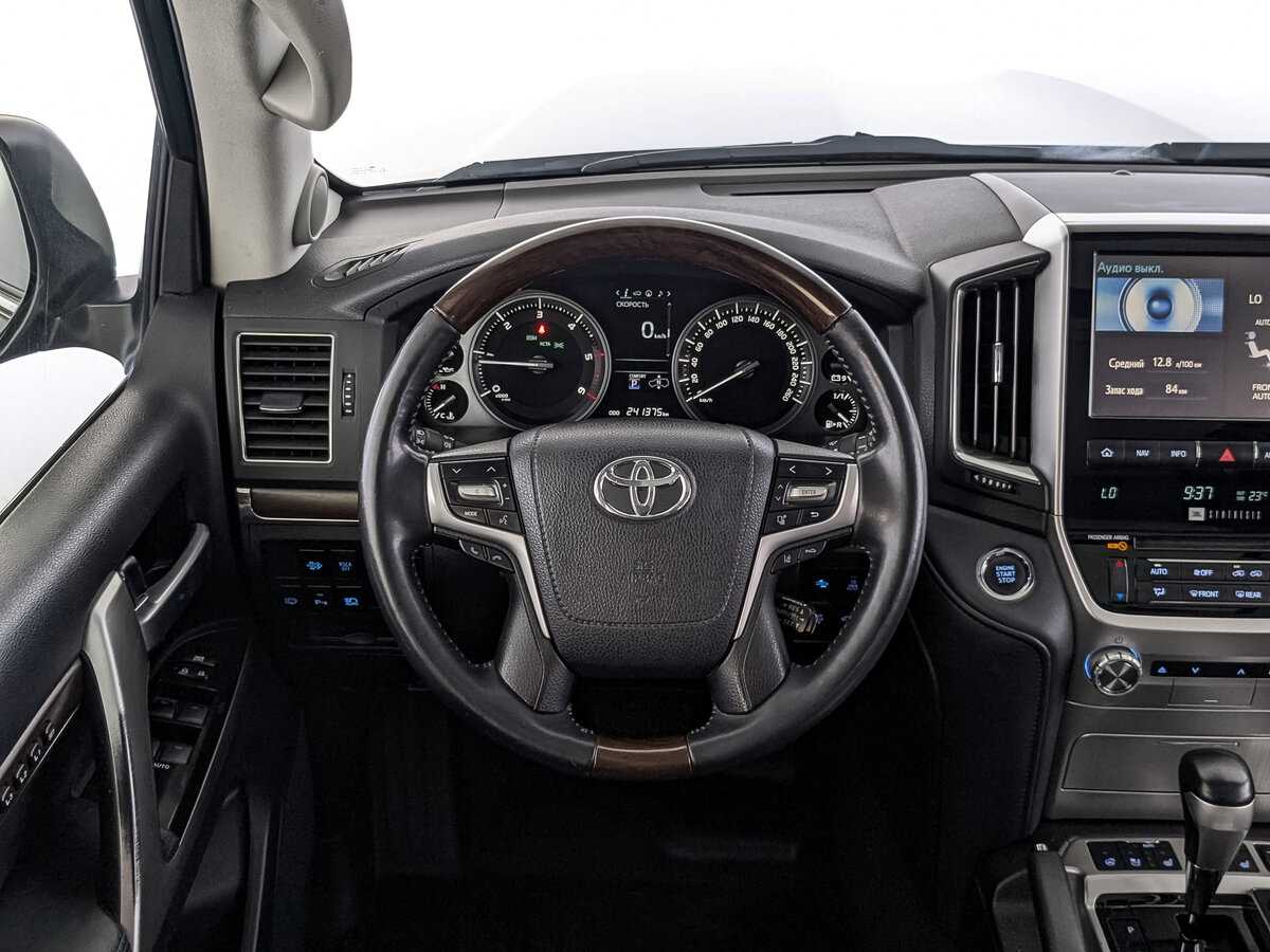 Купить Toyota Land Cruiser с пробегом. Фото: #16
