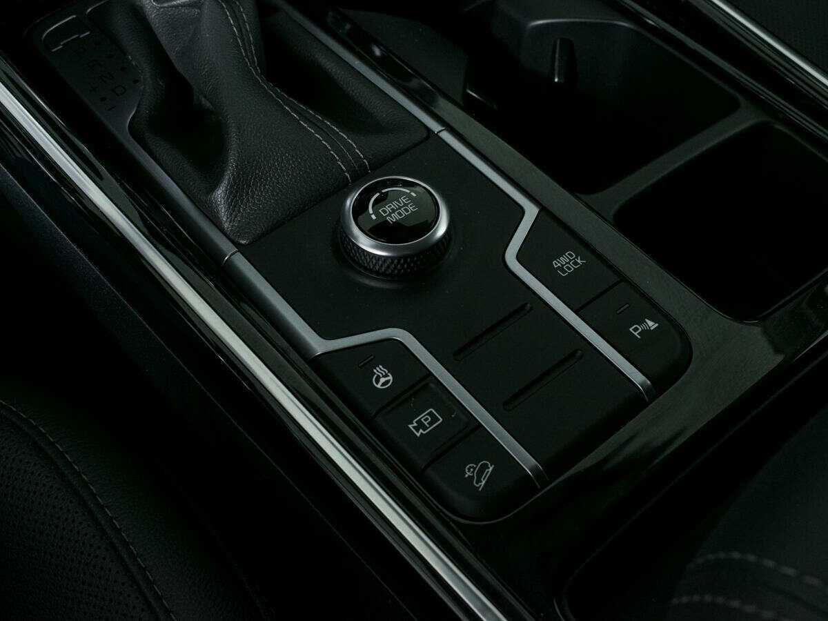 Купить Kia Sorento с пробегом. Фото: #22