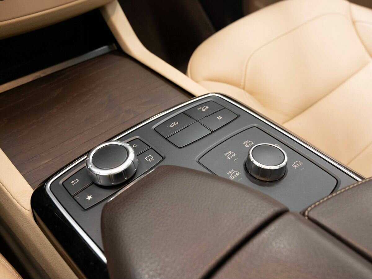 Купить Mercedes-Benz GLS с пробегом. Фото: #21