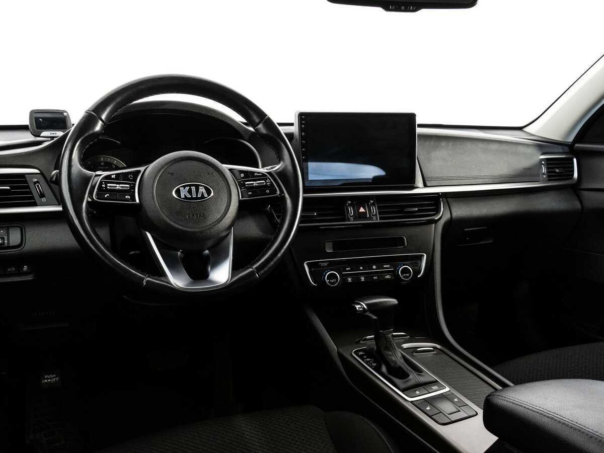 Купить Kia Optima с пробегом. Фото: #9