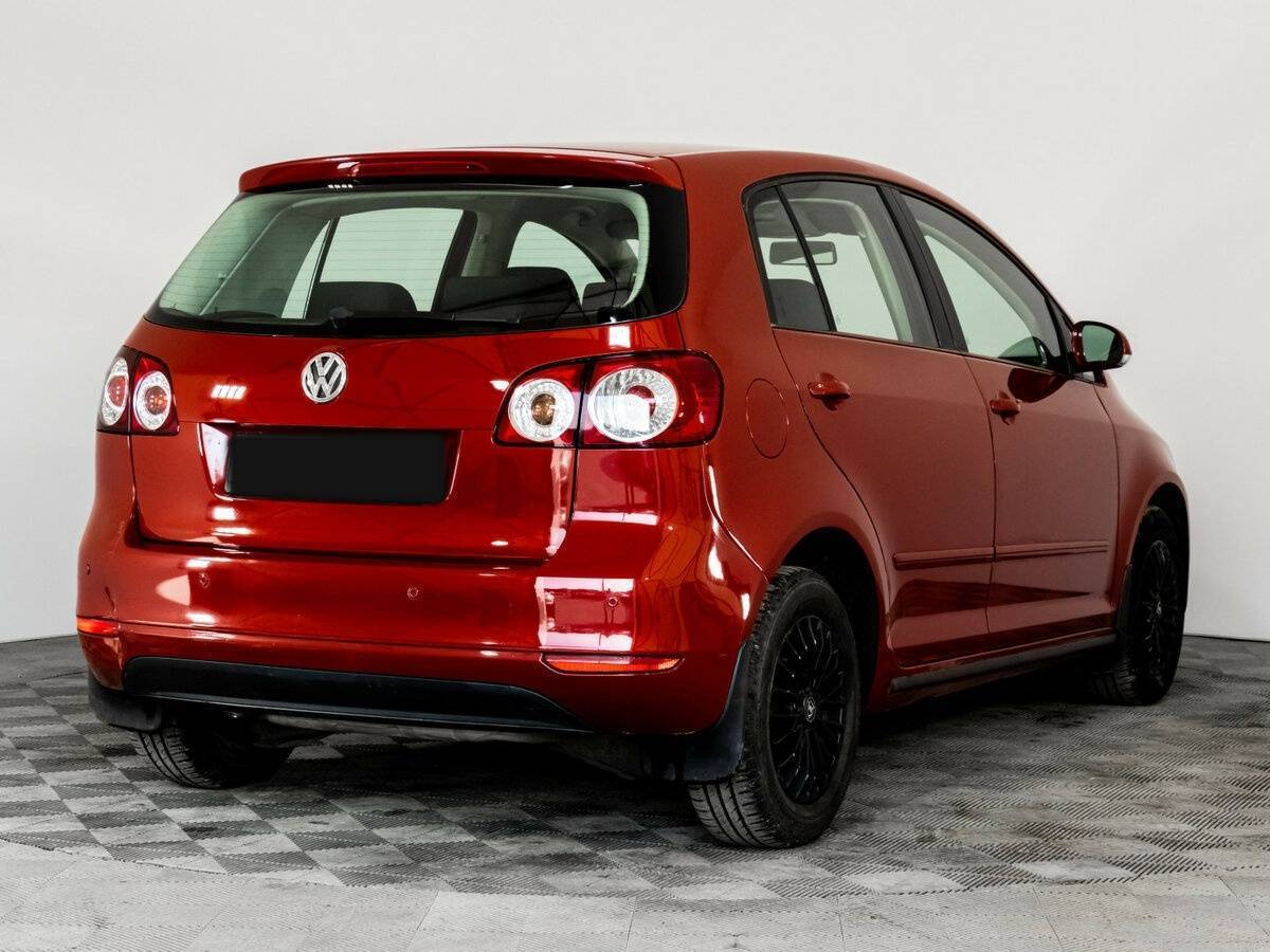 Купить Volkswagen Golf Plus с пробегом. Фото: #3