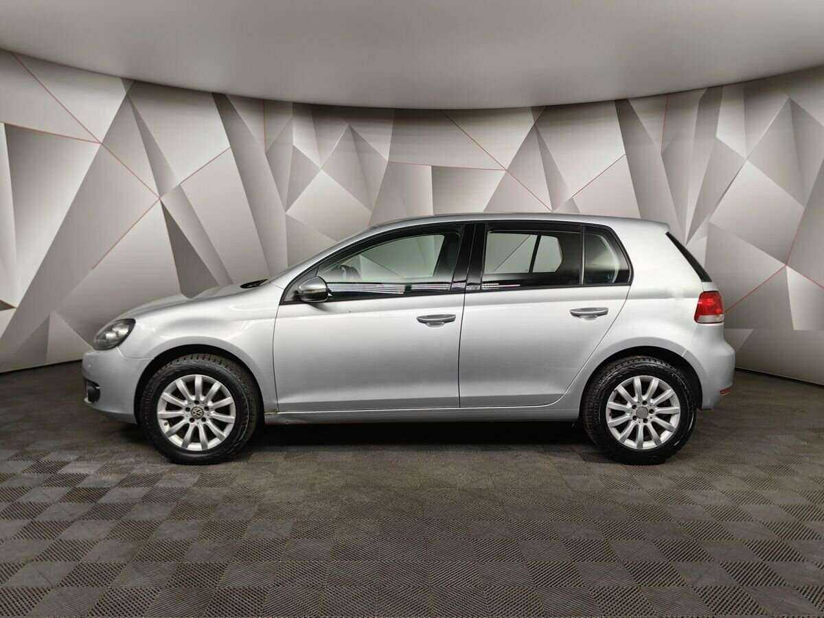 Купить Volkswagen Golf с пробегом. Фото: #4