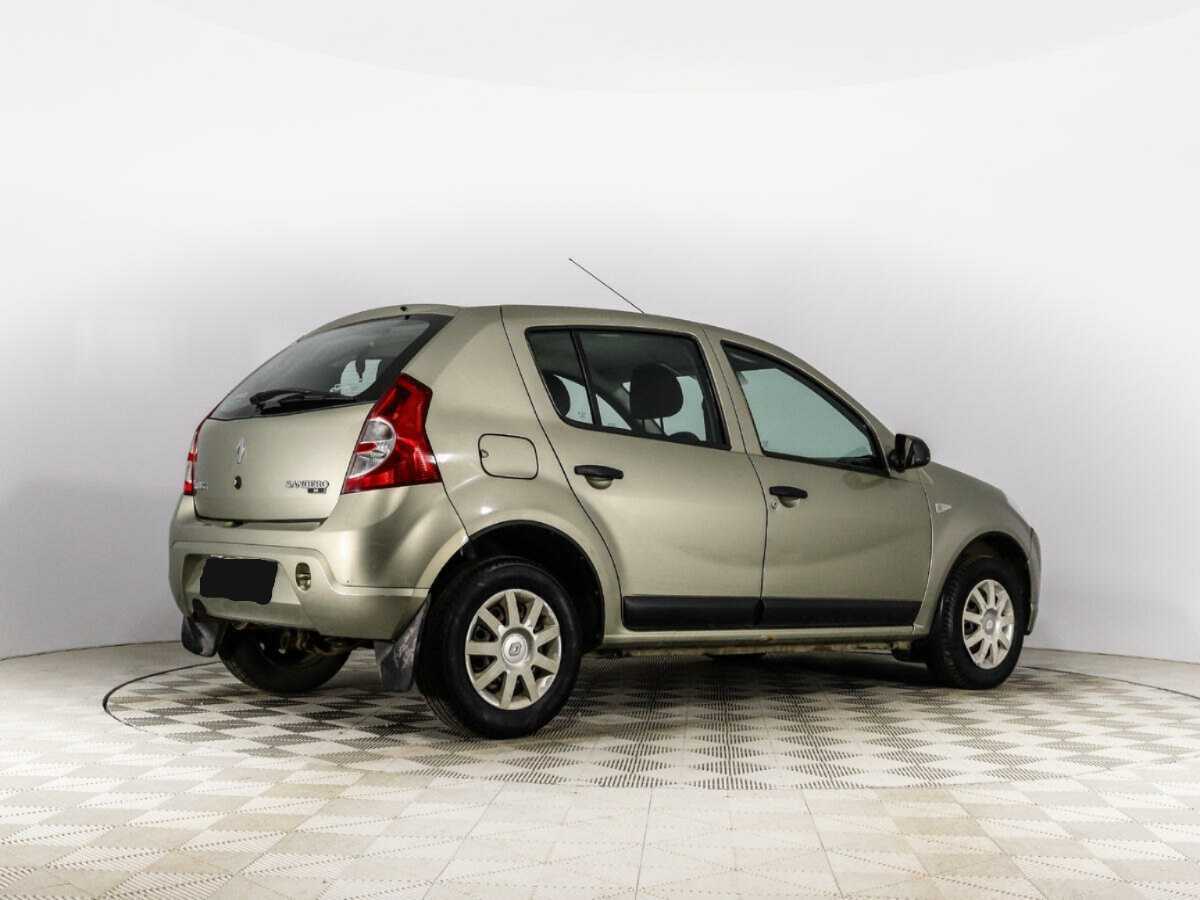 Купить Renault Sandero с пробегом. Фото: #4