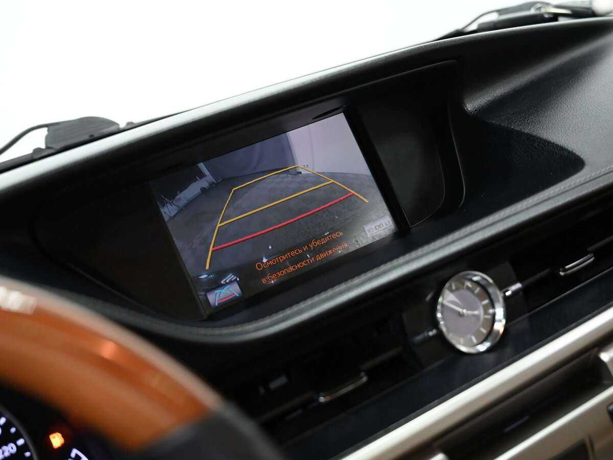 Купить Lexus ES с пробегом. Фото: #7