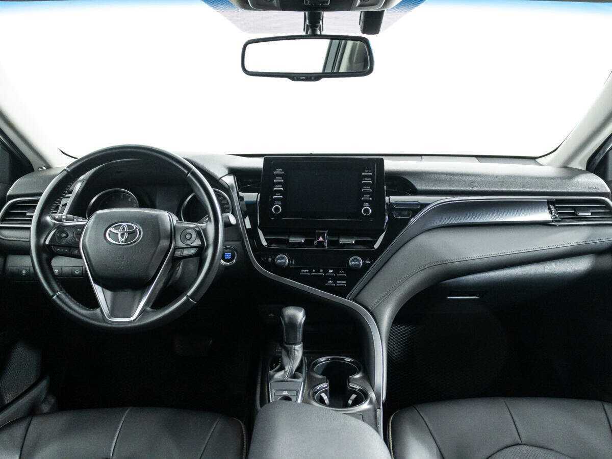 Купить Toyota Camry с пробегом. Фото: #12