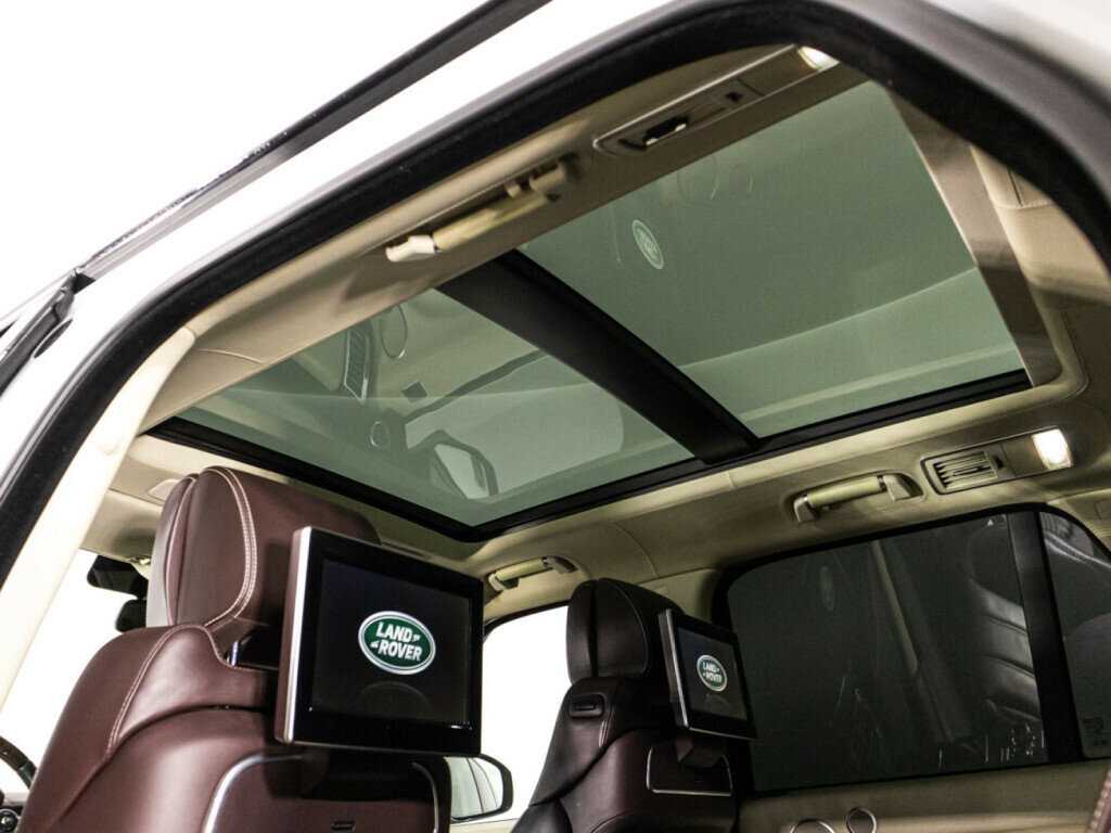 Купить Land Rover Range Rover с пробегом. Фото: #17