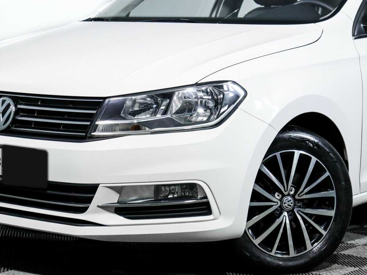 Купить Volkswagen Santana с пробегом. Фото: #13
