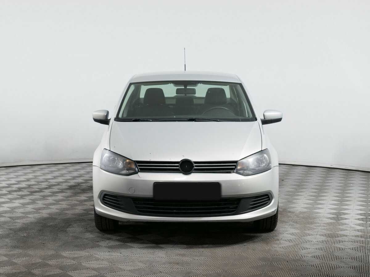 Купить Volkswagen Polo с пробегом. Фото: #1