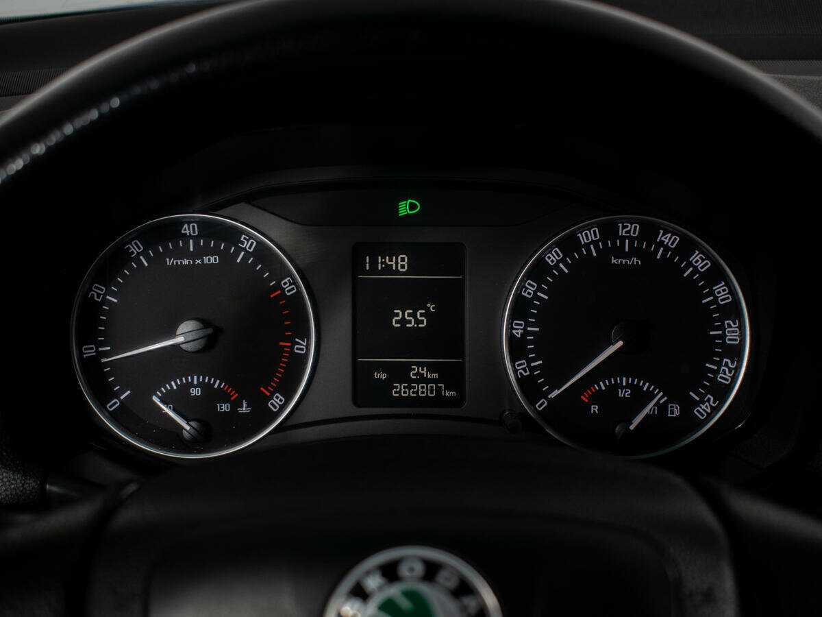 Купить Skoda Octavia с пробегом. Фото: #11