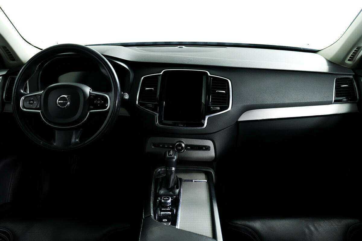 Купить Volvo XC90 с пробегом. Фото: #10