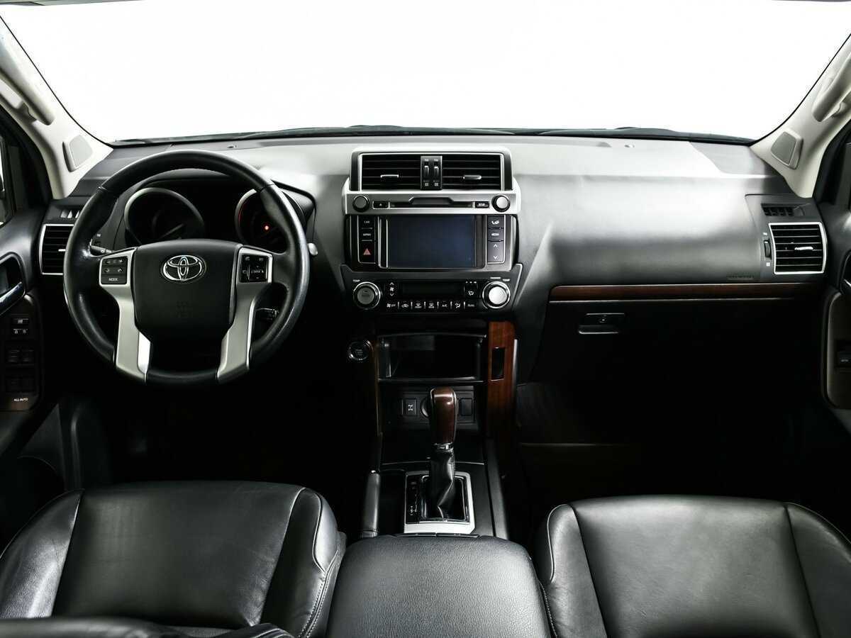 Купить Toyota Land Cruiser Prado с пробегом. Фото: #10