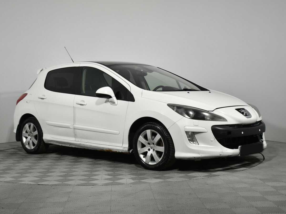 Купить Peugeot 308 с пробегом. Фото: #2