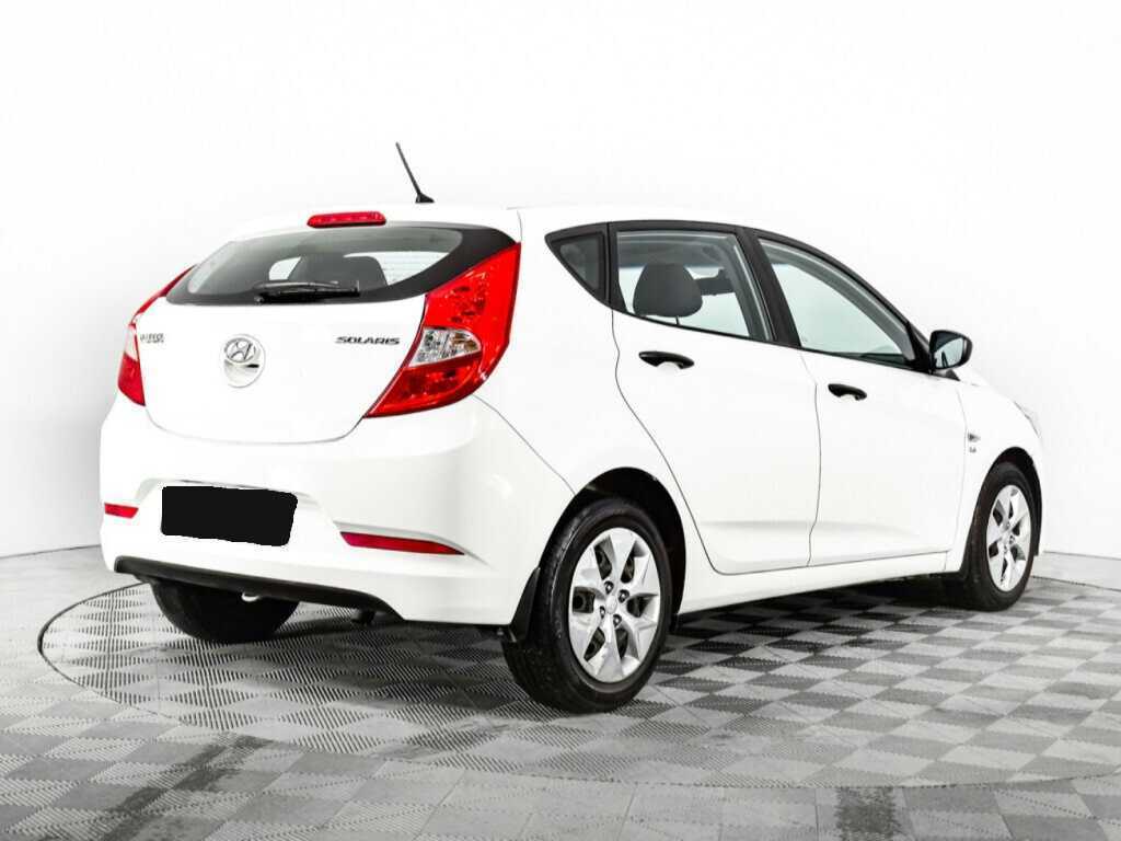 Купить Hyundai Solaris с пробегом. Фото: #4