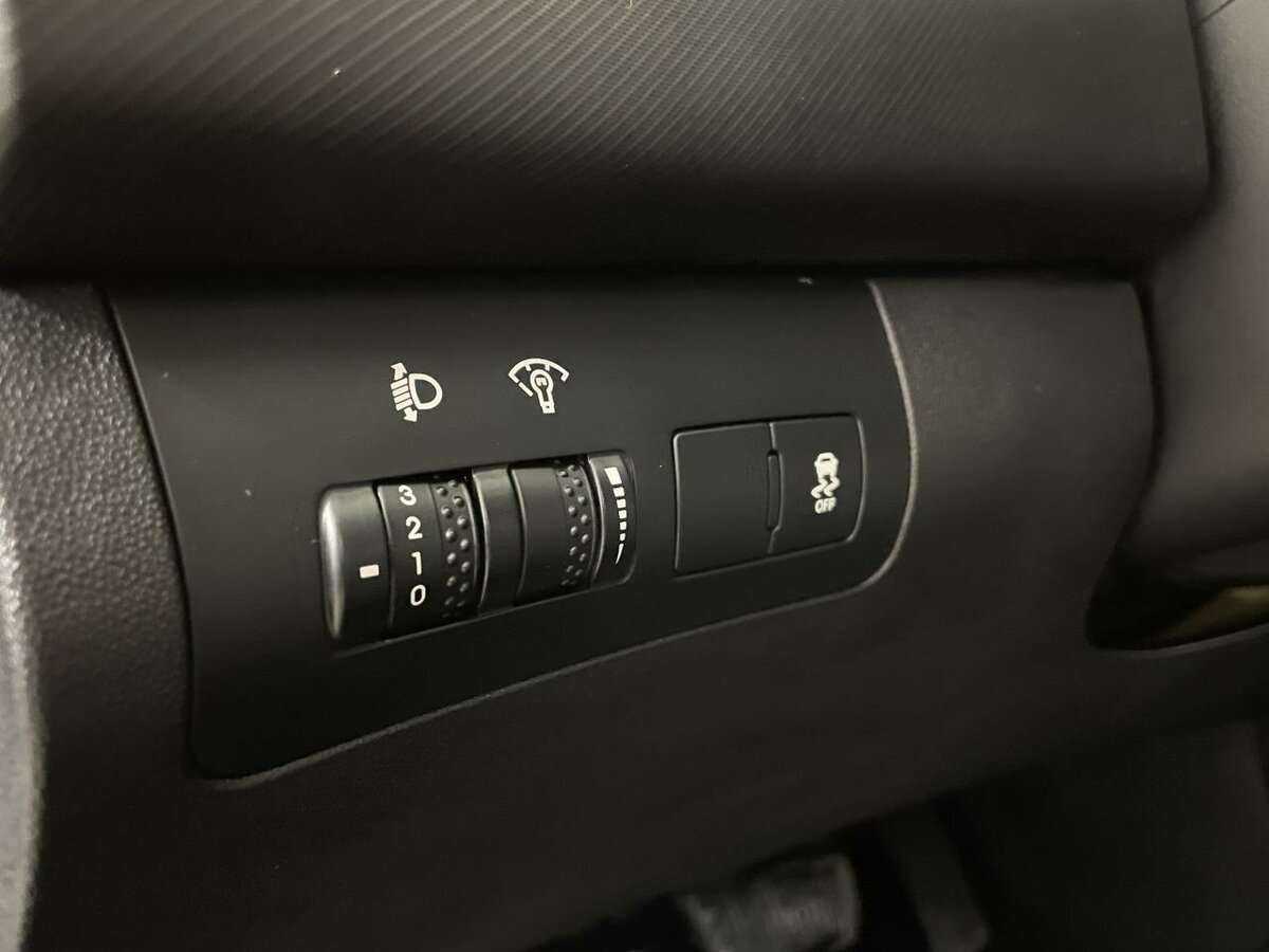 Купить Kia Ceed с пробегом. Фото: #8