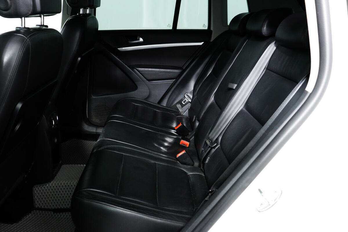 Купить Volkswagen Tiguan с пробегом. Фото: #11