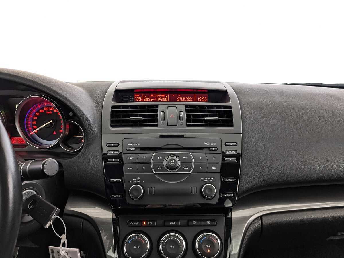 Купить Mazda 6 с пробегом. Фото: #12