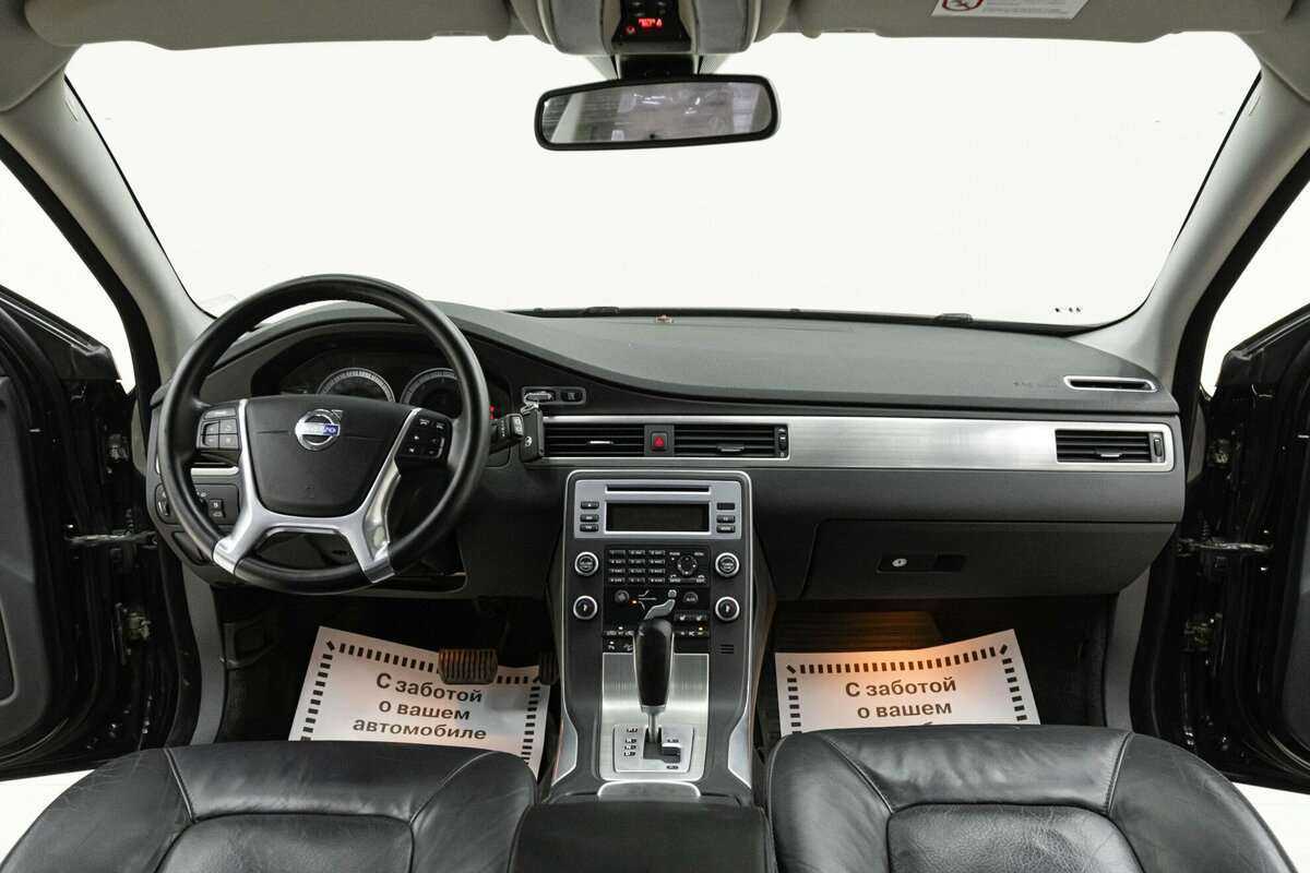 Купить Volvo XC70 с пробегом. Фото: #9