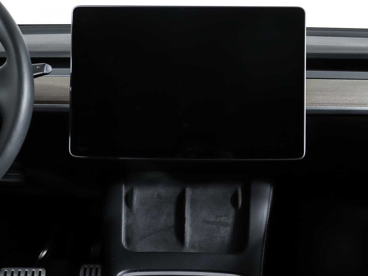 Купить Tesla Model Y с пробегом. Фото: #11