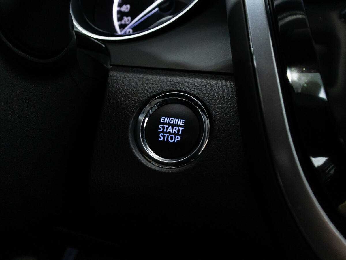 Купить Toyota Camry с пробегом. Фото: #20