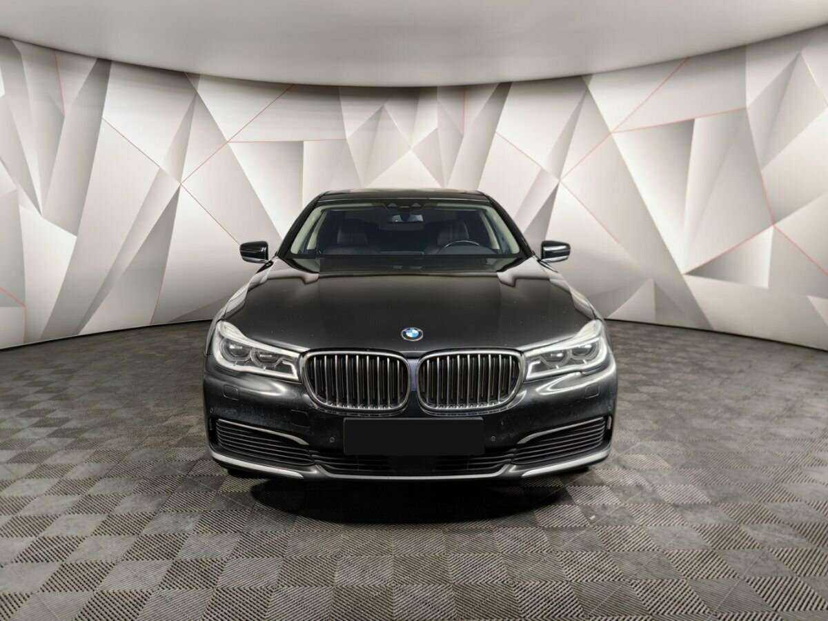 Купить BMW 7 серии с пробегом. Фото: #6