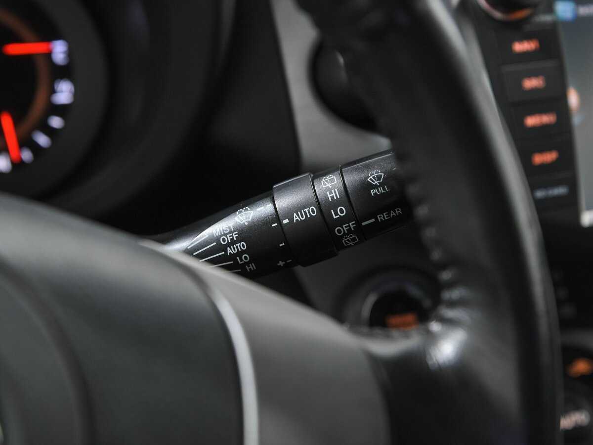 Купить Toyota RAV4 с пробегом. Фото: #11