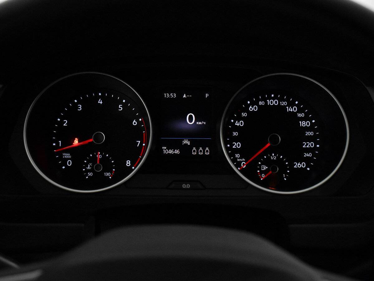 Купить Volkswagen Tiguan с пробегом. Фото: #16