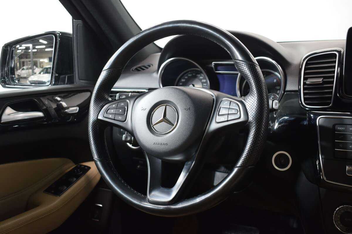 Купить Mercedes-Benz GLE с пробегом. Фото: #12