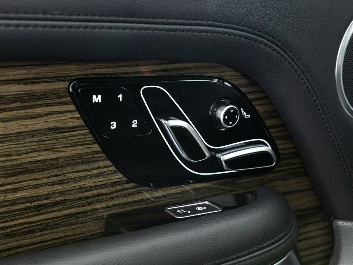 Купить Land Rover Range Rover с пробегом. Фото: #16