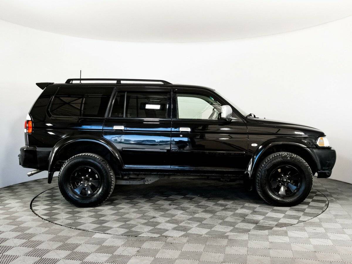Купить Mitsubishi Pajero Sport с пробегом. Фото: #3