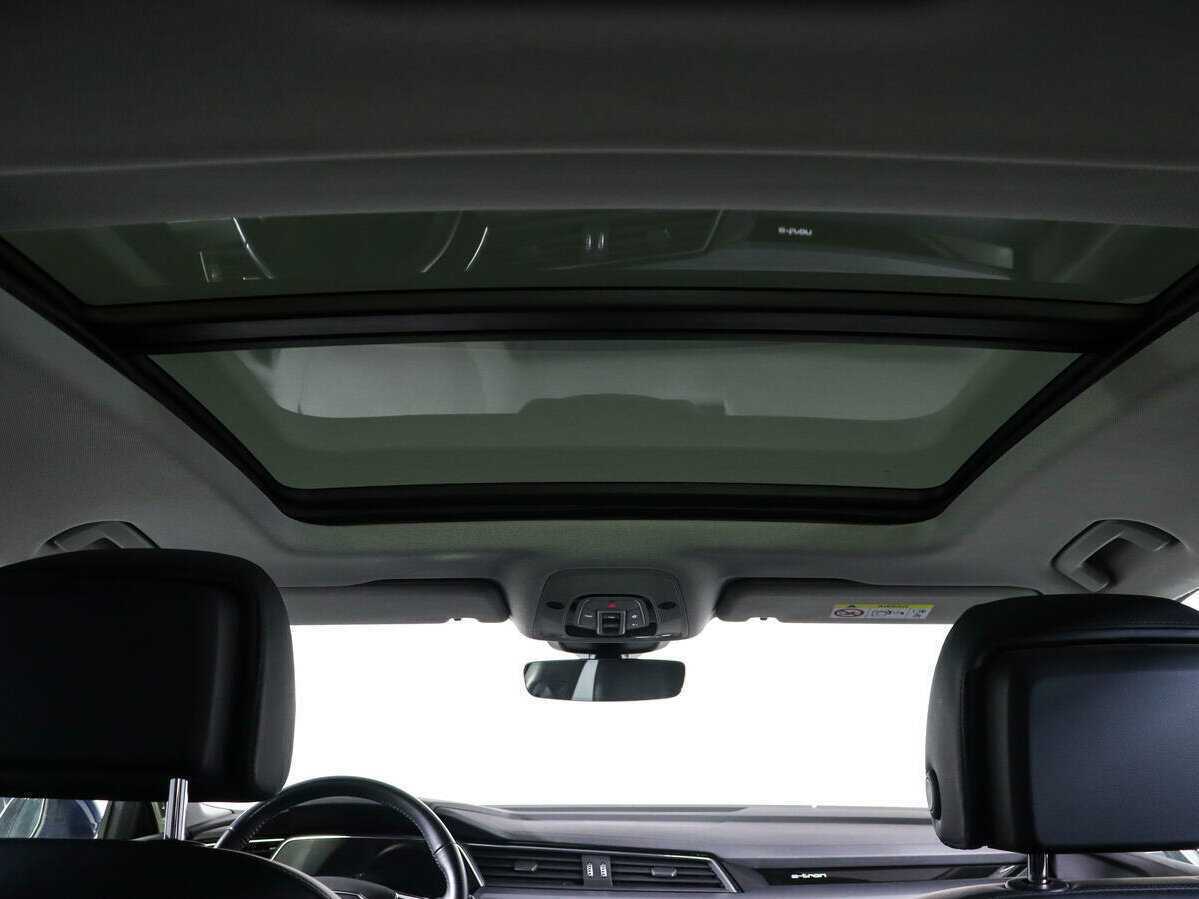 Купить Audi e-tron с пробегом. Фото: #17